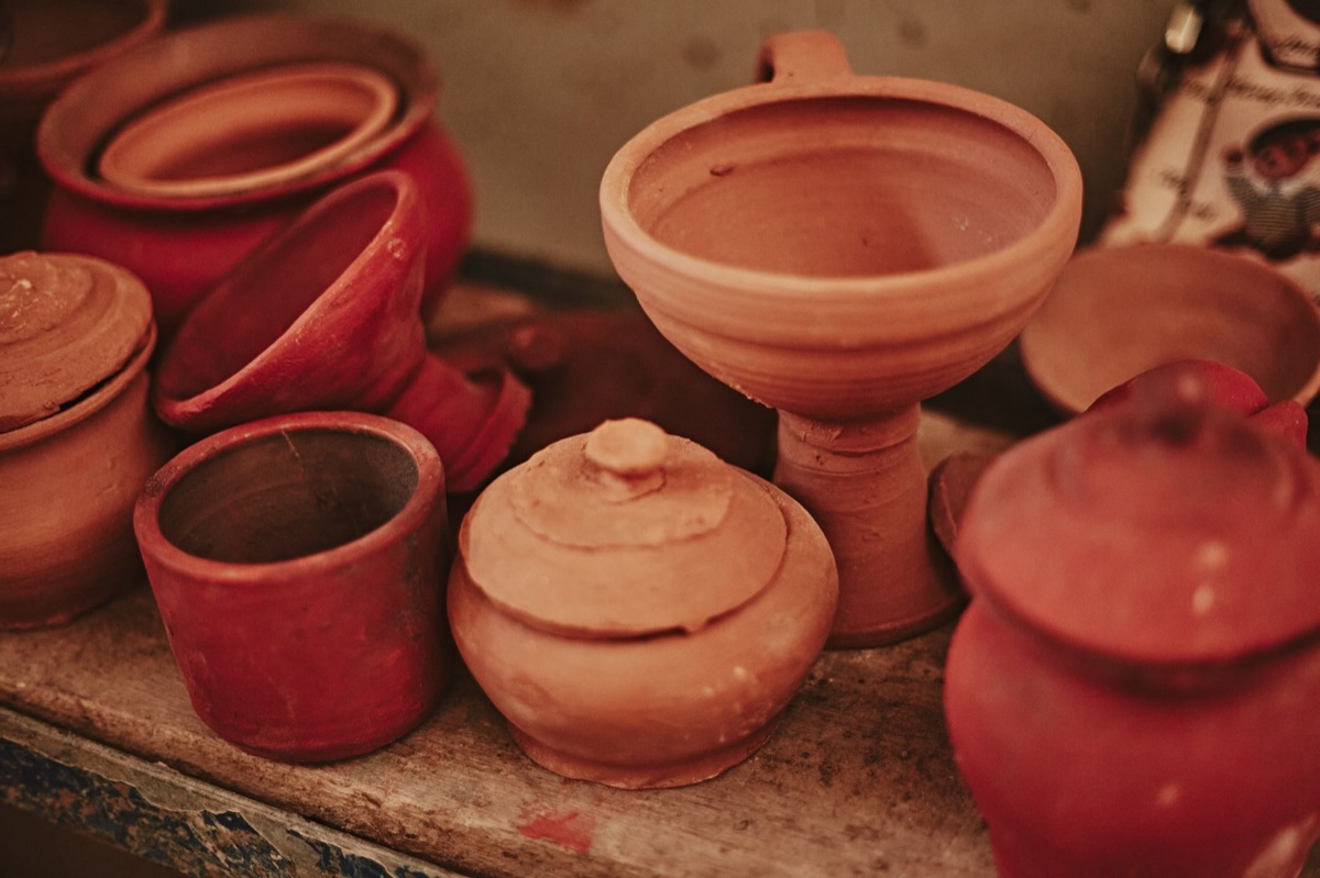 Ceramica fatta a mano per vendita artigianale