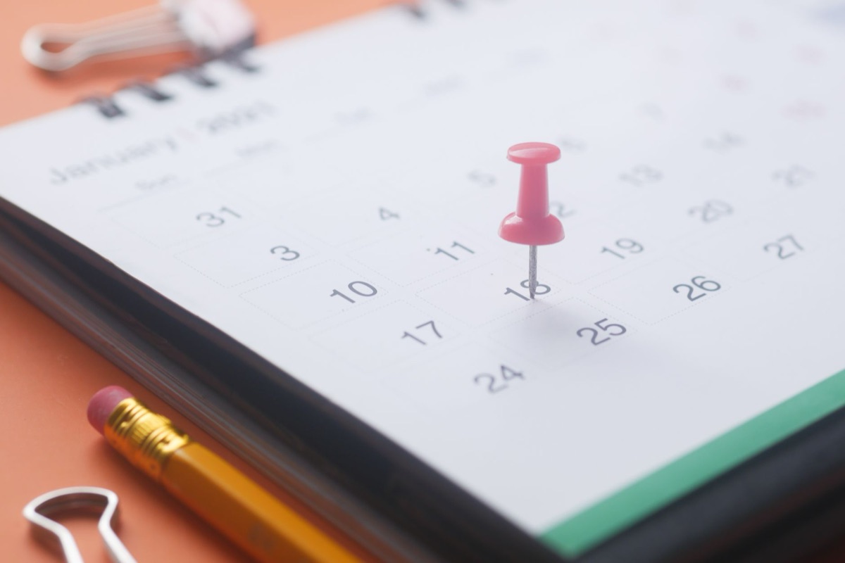 Calendar with budget dates for financial planning